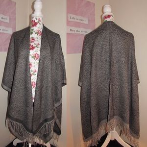 One Size - Grey Cheetah Fringed Poncho - (NWT)